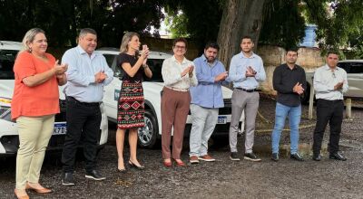 Prefeitura de Bonito entrega tr&ecirc;s novos ve&iacute;culos para refor&ccedil;ar a frota da sa&uacute;de