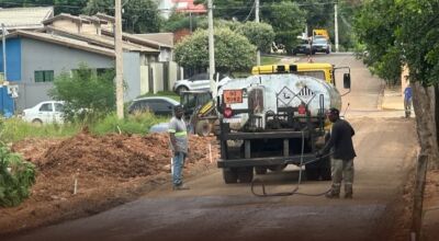 Prefeitura investe em infraestrutura urbana e inicia a pavimenta&ccedil;&atilde;o asf&aacute;ltica da Rua Vicente Jacques