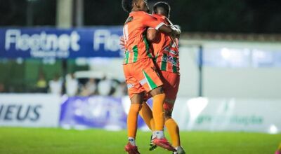 Naviraiense vence DAC e assume lideran&ccedil;a do Campeonato Estadual