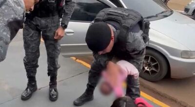 Policiais salvam beb&ecirc; de 34 dias engasgada em MS