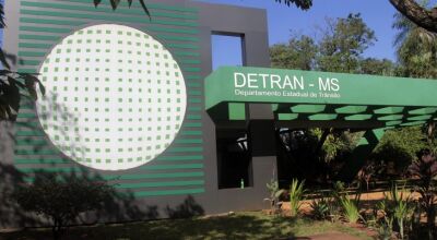Em dia de jogo do Brasil, ag&ecirc;ncias do Detran de MS ter&atilde;o hor&aacute;rio especial e mudan&ccedil;as nos exames