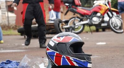 Crian&ccedil;a tem bra&ccedil;o quebrado em batida entre motocicletas em MS