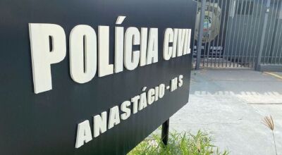 Sobrinha encontra tio morto dentro de casa durante visita 