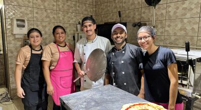 TR&Ecirc;SMANE PIZZARIA INAUGURA ESPA&Ccedil;O F&Iacute;SICO E RE&Uacute;NE FAM&Iacute;LIAS EM NOITE ESPECIAL EM BONITO