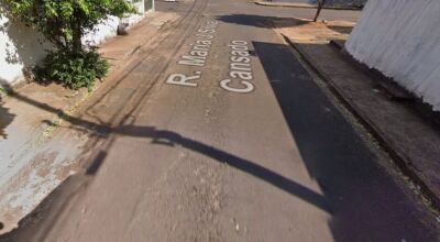 Vizinho pega fac&atilde;o para reclamar de crian&ccedil;as brincando na rua em MS