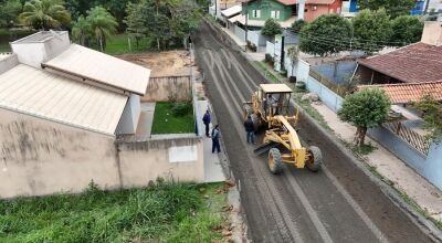 Obras de pavimenta&ccedil;&atilde;o avan&ccedil;am e transformam a realidade do Jardim das Flores em Bonito