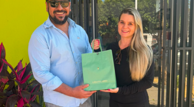 MC Cosm&eacute;ticos celebra nova conquista de Celso junto ao Grupo Botic&aacute;rio