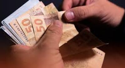 Prefeitura paga sal&aacute;rio de servidores municipais nesta quinta-feira