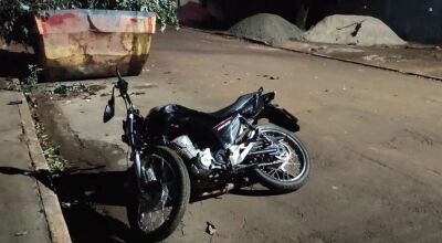 Motociclista realiza manobra perigosa, tenta fugir da pol&iacute;cia e sofre acidente