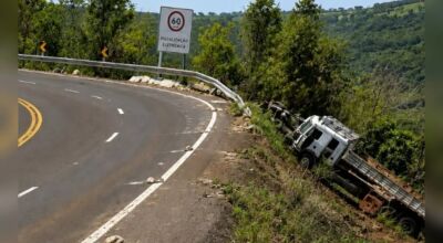 Caminh&atilde;o cai da Serra em MS e deixa uma pessoa morta
