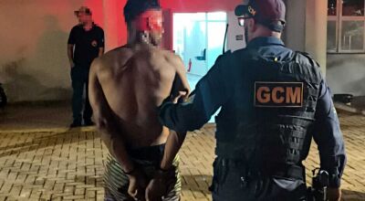 Homem descumpre medida protetiva e amea&ccedil;a matar ex-mulher 