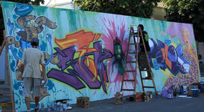 Interven&ccedil;&atilde;o de rua produz v&iacute;deo de grafiteiros, skatistas e rappers no Festival em Bonit