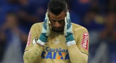 Pai do goleiro F&aacute;bio, jogador do  Cruzeiro, morre em Cassil&acirc;ndia