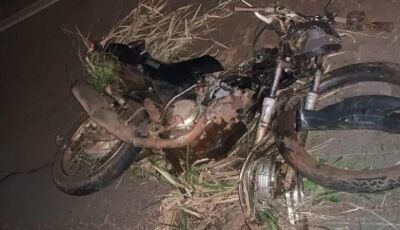Motociclista morre após bater em carro e ser arremessado em rodovia