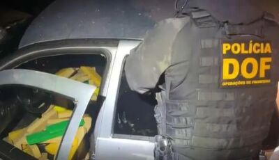 Polícia apreende carro com 920 kg de maconha após perseguição