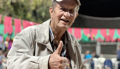 Diretor da Escola Honorato Jacques em Bonito MS, Odinel Arruda ao 74 anos esbanja alegria e vigor