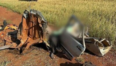 Fiat Uno parte ao meio e três morrem vítimas de acidente em rodovia de MS