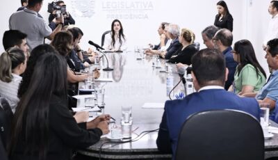 Mara Caseiro realiza lançamento do 1&ordm; Concurso Estadual de Redação da Escola do Legislativo