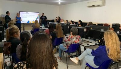 Bonito adquire lousas digitais e chromebooks para auxiliar no aprendizado dos alunos da rede pública