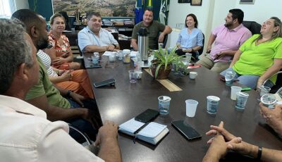 Prefeito de Bonito realiza última reunião com secretários e diretores de departamentos