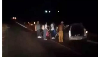 Caminhão invade pista, bate em carro e homem morre em cidade de MS