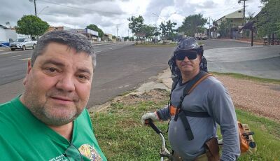 Prefeito de Bonito registra trabalho realizado por trabalhadores no distrito Águas do Miranda