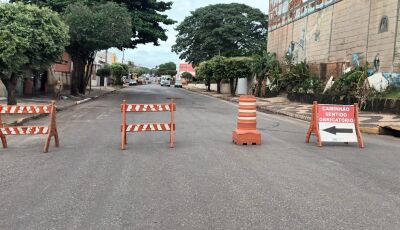 Trecho da Rua das Flores  está fechada nesta terça-feira em Bonito