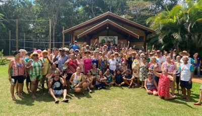 Carnaval do Grupo Conviver foi realizado ontem em Bonito