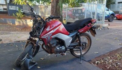 Adolescente furta moto e sofre acidente durante fuga 