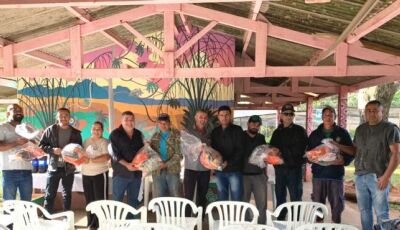 Café da manhã especial marca o Dia do Gari em Bonito, com entrega de novos uniformes 