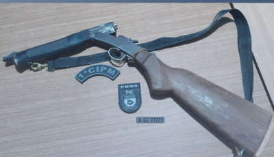 Jovem manuseia espingarda, derruba e leva tiro no rosto em Bodoquena