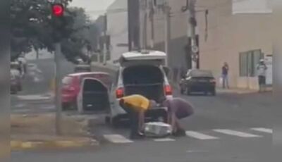 Caixão cai de carro funerário em avenida de Mato Grosso do Sul