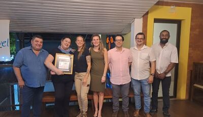 Prefeito de Bonito celebra certificação de sustentabilidade em hotel local durante a Semana do Lixo 