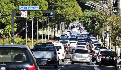 Calendário do Licenciamento de Veículos 2024 termina no dia 31 de outubro