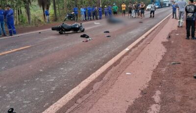 Motociclista morre em acidente entre moto e carreta em cidade de MS