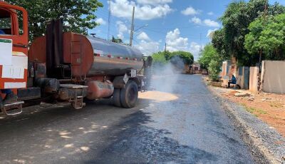 Prefeito Josmail Rodrigues comemora obras de infraestrutura na Vila Marambaia