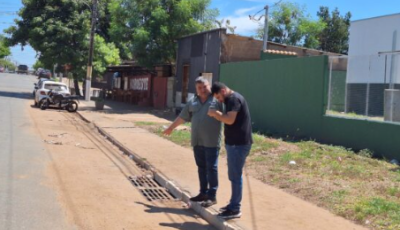 Prefeito vistoria locais de alagamento que irão receber obras de drenagem complementar