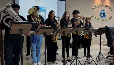Palestra sobre Autismo ganhou um toque especial com a apresentação da Banda Municipal