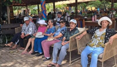  Grupo de idosos do Instituto de Longa Permanência participa da 15ª edição do Dia da Alegria