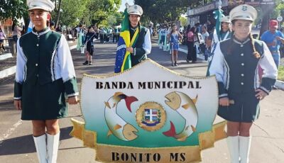 Banda Municipal de Bonito esteve presente no desfile cívico na cidade de Jardim