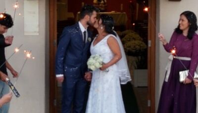 Em Bonito (MS), Laudson e Raianne celebram casamento religioso após 15 anos de união

