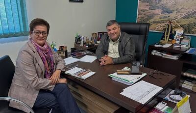 Prefeito recebe vereadora e conversa sobre investimentos em Bonito