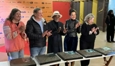 Bonito (MS) inaugura calçada da fama em homenagem ao cinema