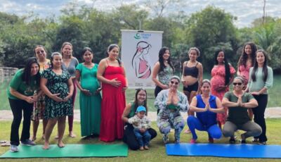 Gestantes vivenciam momento especial com yoga e ensaio fotográfico em Bonito