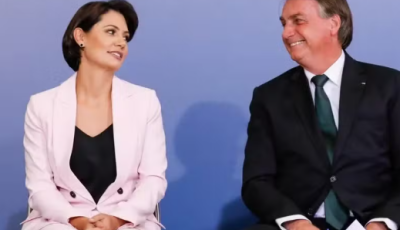 Michelle e Bolsonaro seguem separados no primeiro dia de julgamento  