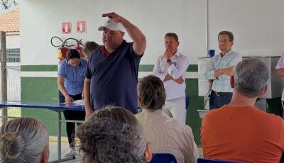 Prefeito de Bonito se reúne com comunidade do Distrito de Águas do Miranda