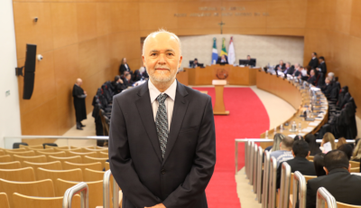  Tribunal de Justiça promove o juiz Djailson de Souza ao cargo de desembargador de MS