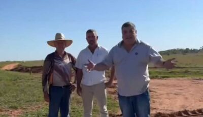 Josmail marcou presença na instalação de mata-burros em Bonito