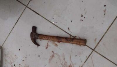 Mulher é atacada com marteladas na cabeça em cidade de MS