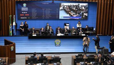 Aliança entre poderes pelo desenvolvimento socioeconômico de MS marcam abertura do ano legislativo